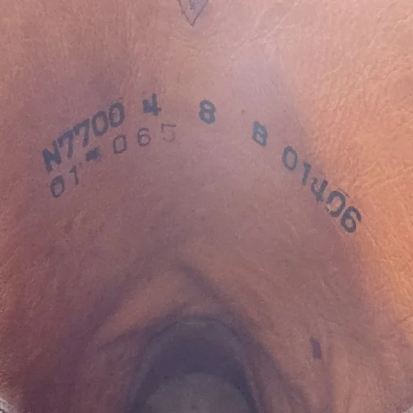 Lucchese Tan Leather Boot Interior Detail - Picture 4 of 11